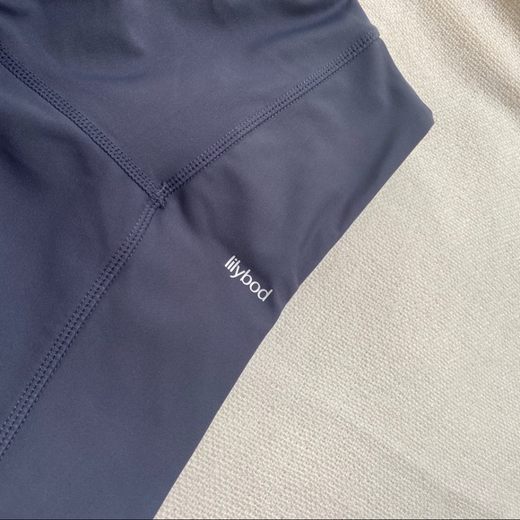 LILYBOD Coco Legging In Graphite - Picture 8 of 9